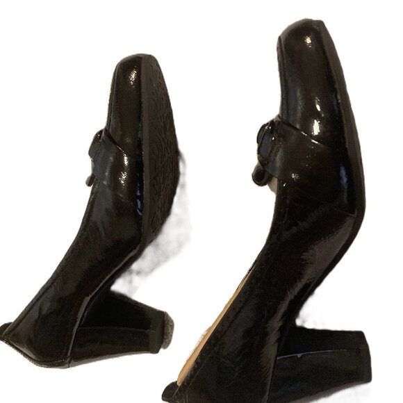 Black Patent Leather Pumps - Picture 5 of 11